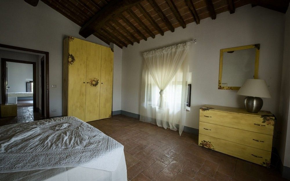 Il Borgo Di Terrensano Aparthotel Siena Exterior photo