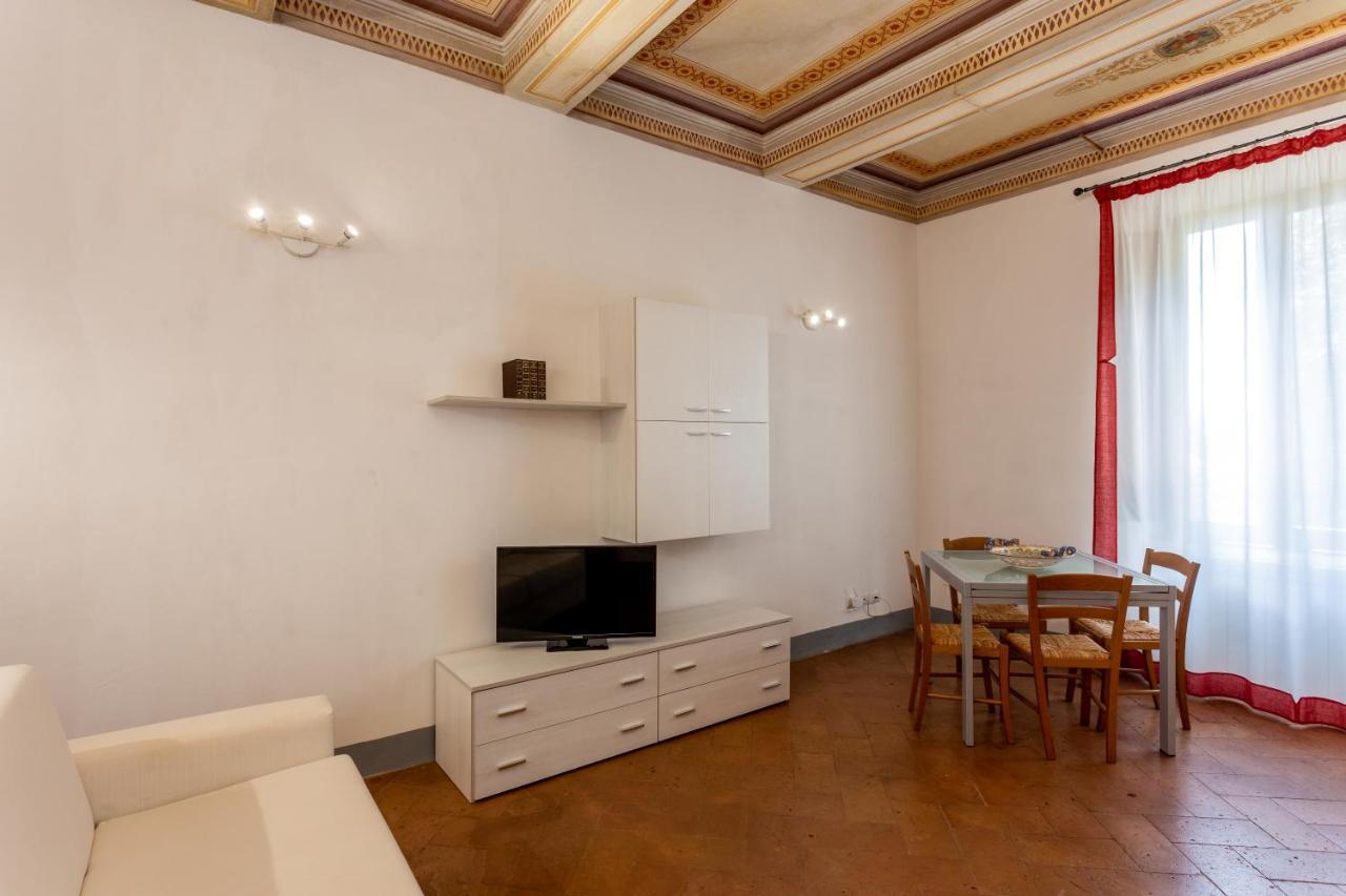 Il Borgo Di Terrensano Aparthotel Siena Exterior photo