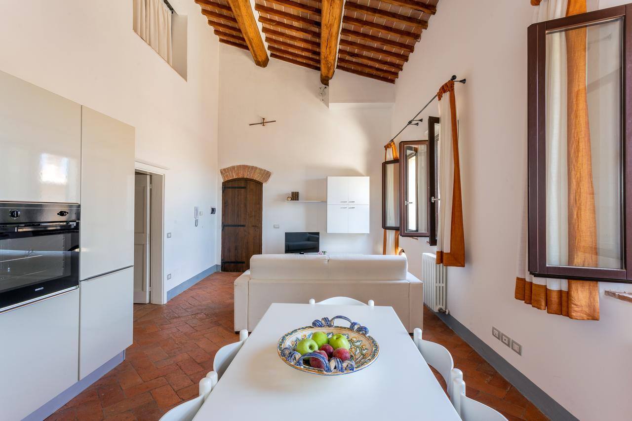 Il Borgo Di Terrensano Aparthotel Siena Exterior photo